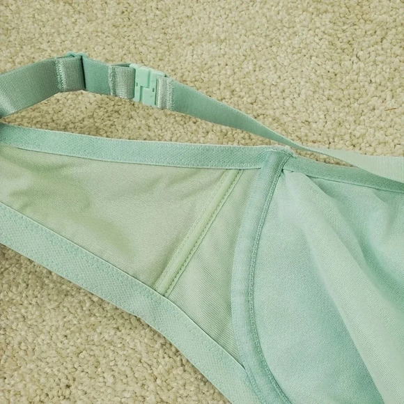 Change turquoise full support bra - Picture 7 of 8